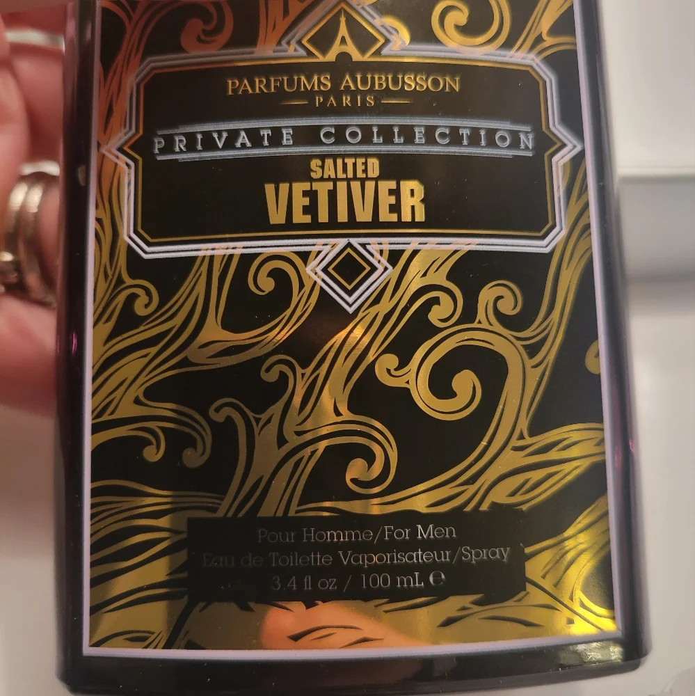 NWOT..Parfums Aubusson Private Collection Salted Vetiver